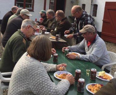 “Lystfiskere der sætter hygge og kammeratskab højt”.