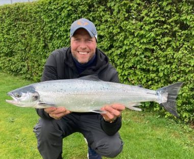 Torben Holm’s flotte Laks på 81 cm 5 kg med friske havlus