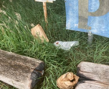 HUSK dit affald efter endt fisketur
